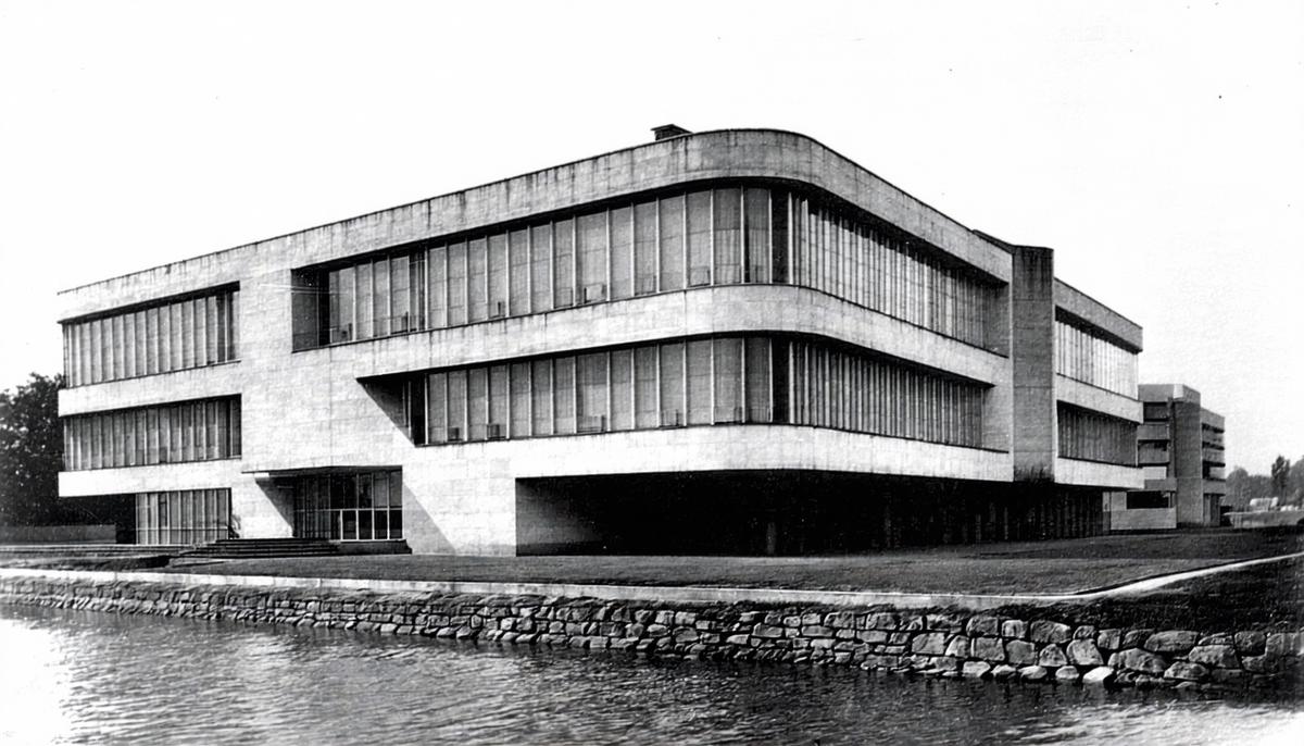 The newly established SHAPE headquarters in Rocquencourt, Paris in 1951